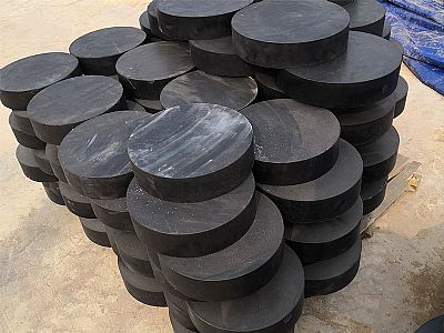 博爱县板式橡胶支座由若干层橡胶片与薄钢板经加压硫化